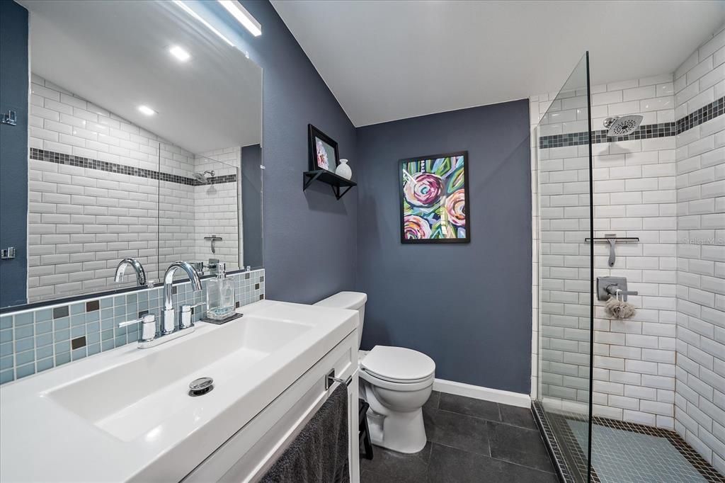 Activo con contrato: $169,900 (2 camas, 2 baños, 912 Pies cuadrados)