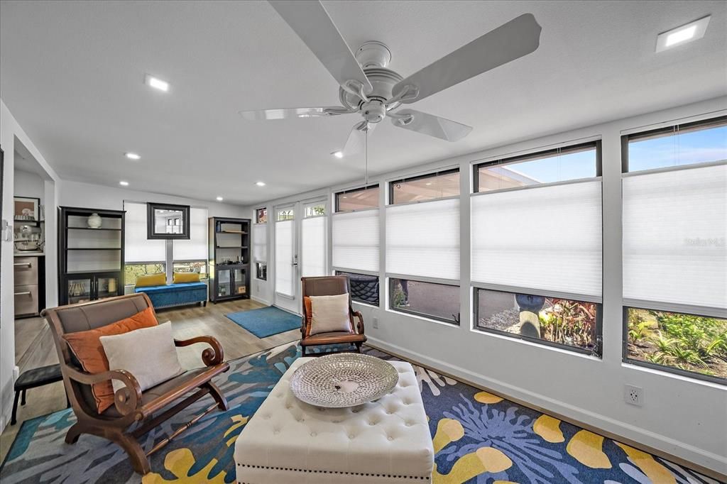 Activo con contrato: $169,900 (2 camas, 2 baños, 912 Pies cuadrados)