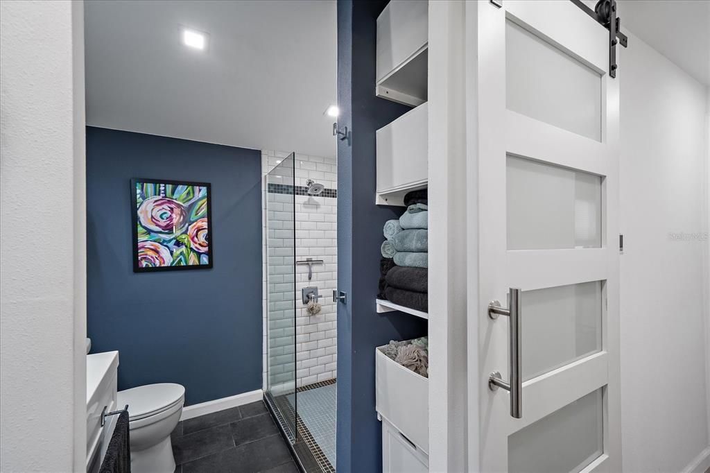 Activo con contrato: $169,900 (2 camas, 2 baños, 912 Pies cuadrados)