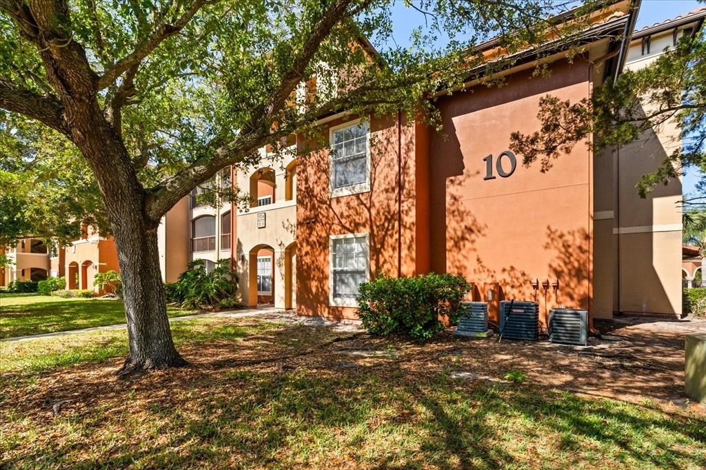 Recently Sold: $185,000 (3 beds, 2 baths, 1191 Square Feet)