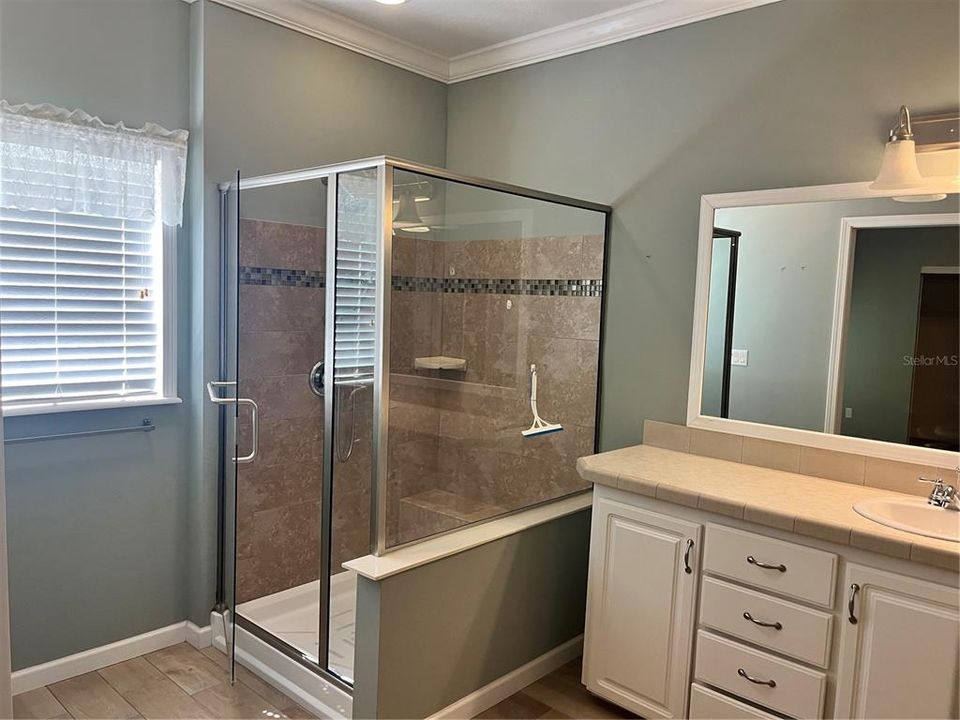 Active With Contract: $235,000 (2 beds, 2 baths, 1527 Square Feet)