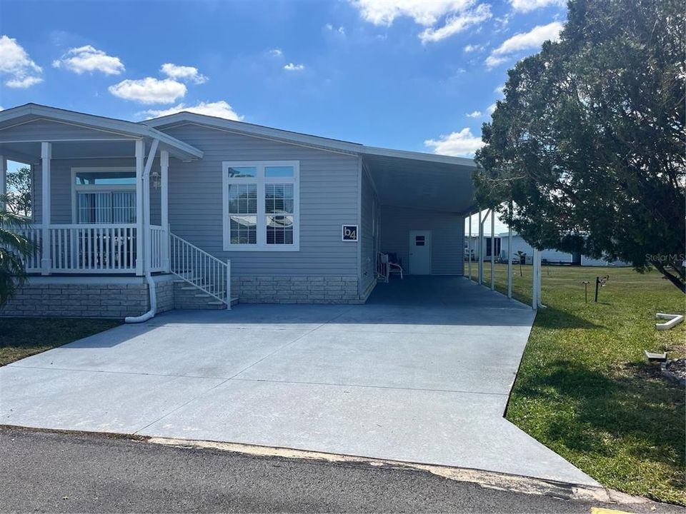 Active With Contract: $235,000 (2 beds, 2 baths, 1527 Square Feet)