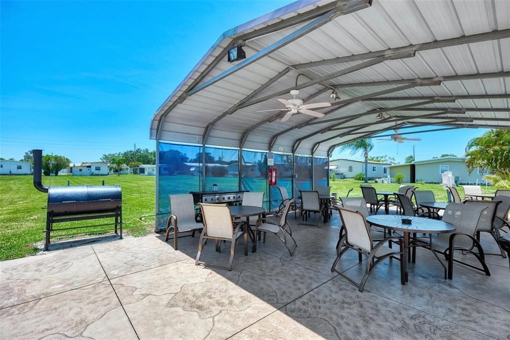 Active With Contract: $235,000 (2 beds, 2 baths, 1527 Square Feet)