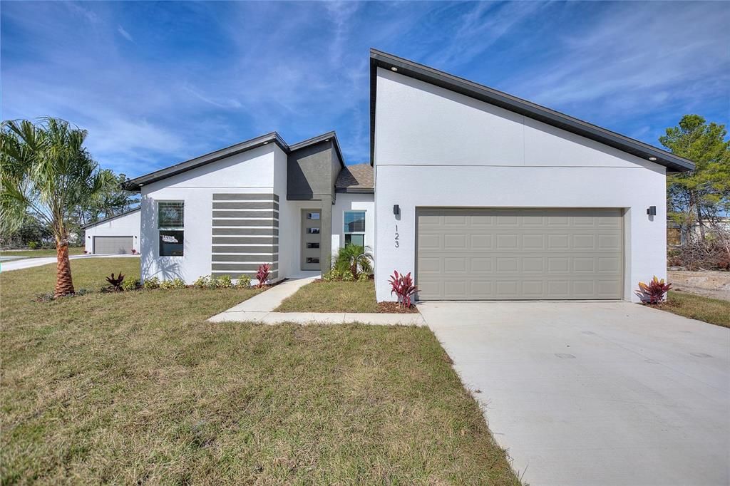 最近租的: $1,995 (4 贝兹, 2 浴室, 1670 平方英尺)