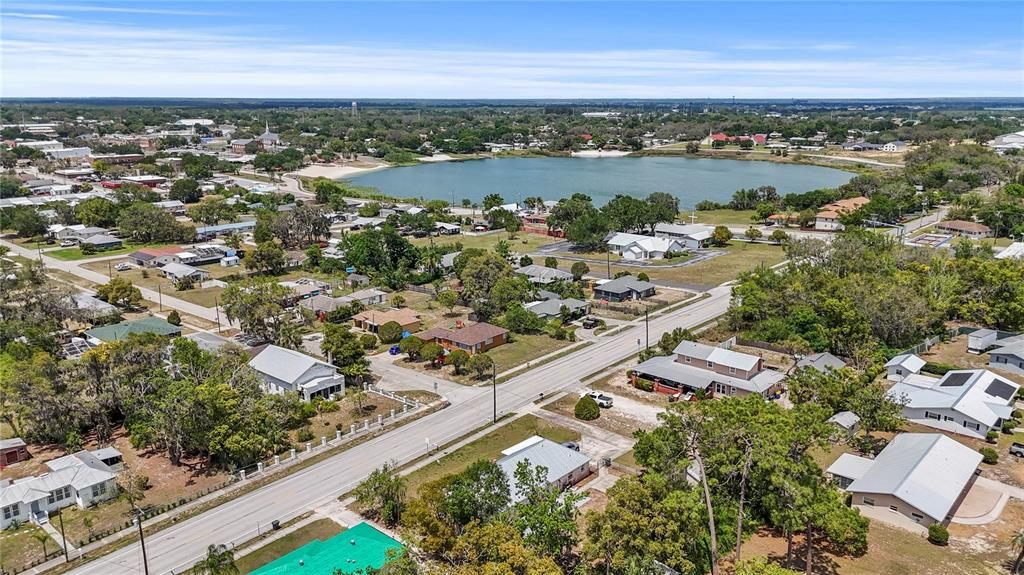 En Venta: $240,000 (3 camas, 2 baños, 1530 Pies cuadrados)