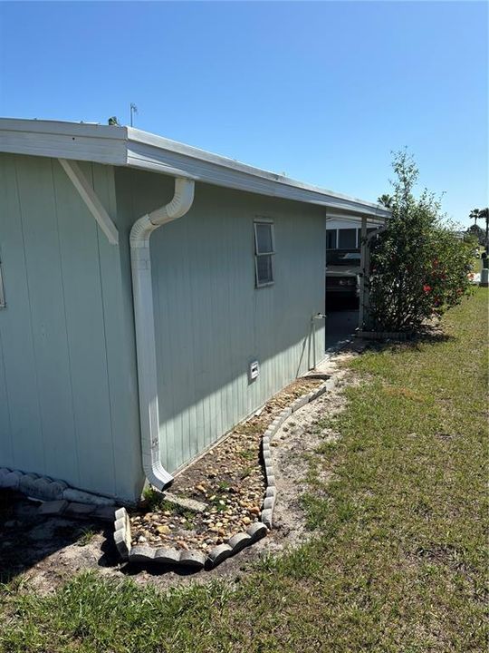 На продажу: $62,000 (2 спален, 2 ванн, 1215 Квадратных фут)