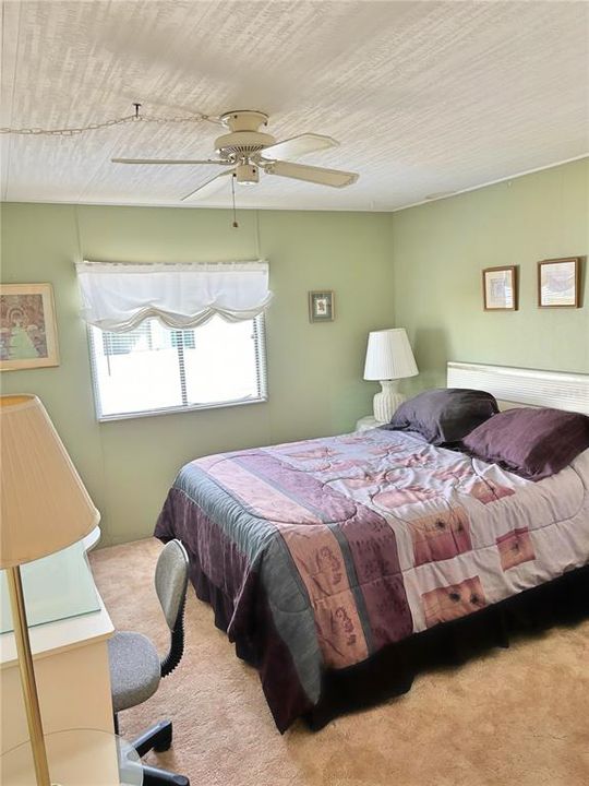 На продажу: $62,000 (2 спален, 2 ванн, 1215 Квадратных фут)