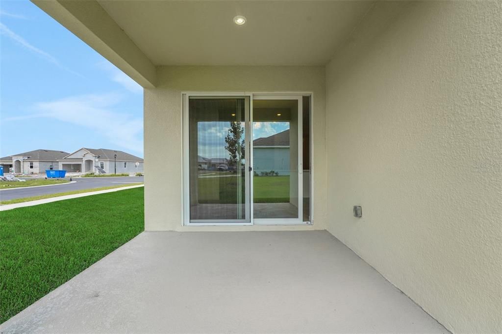 Active With Contract: $273,948 (4 beds, 2 baths, 1598 Square Feet)