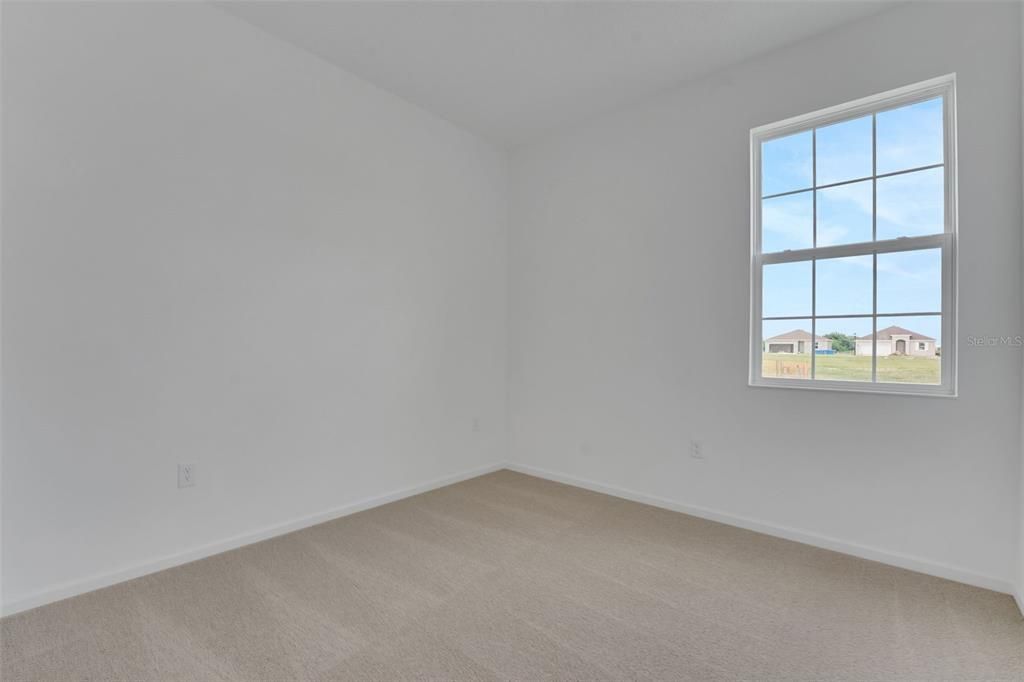 Active With Contract: $273,948 (4 beds, 2 baths, 1598 Square Feet)