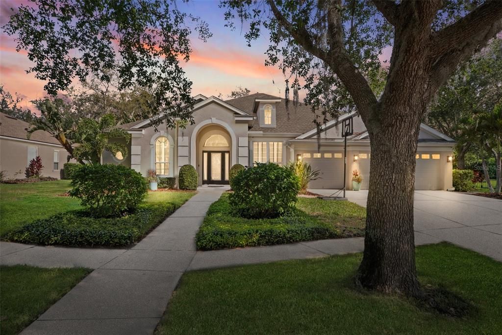 Recently Sold: $855,000 (5 beds, 3 baths, 3425 Square Feet)