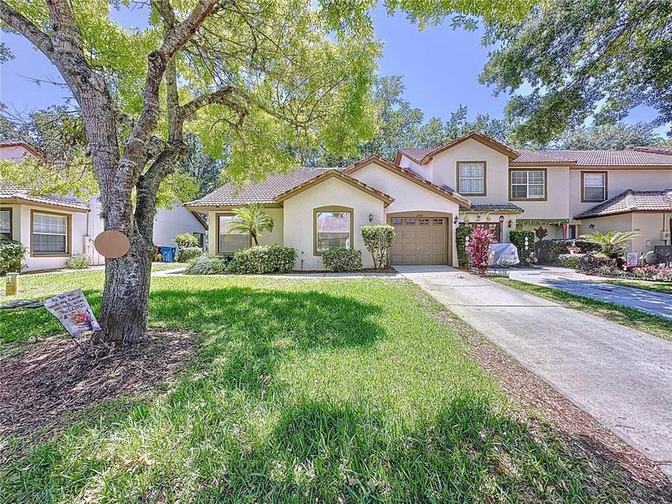 Recently Sold: $219,900 (3 beds, 2 baths, 1258 Square Feet)