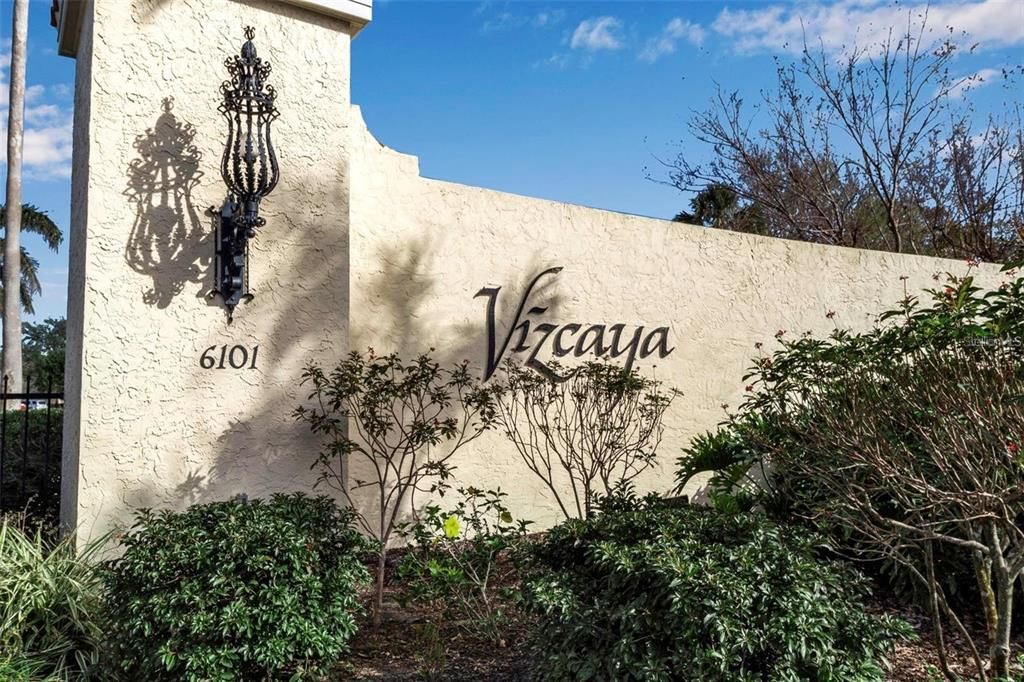 Active With Contract: $330,000 (3 beds, 2 baths, 1547 Square Feet)