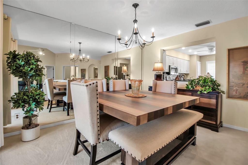 Active With Contract: $330,000 (3 beds, 2 baths, 1547 Square Feet)