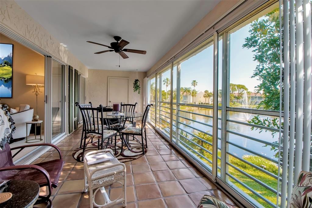 Active With Contract: $330,000 (3 beds, 2 baths, 1547 Square Feet)