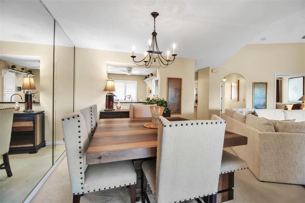 Active With Contract: $330,000 (3 beds, 2 baths, 1547 Square Feet)