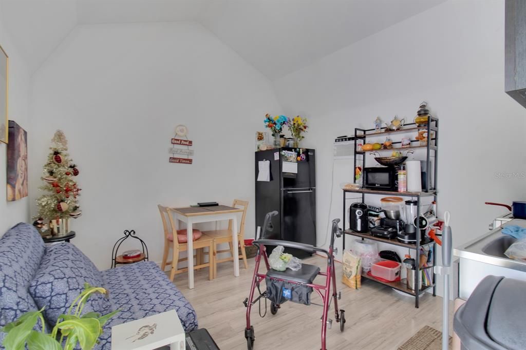 На продажу: $450,000 (3 спален, 2 ванн, 1680 Квадратных фут)