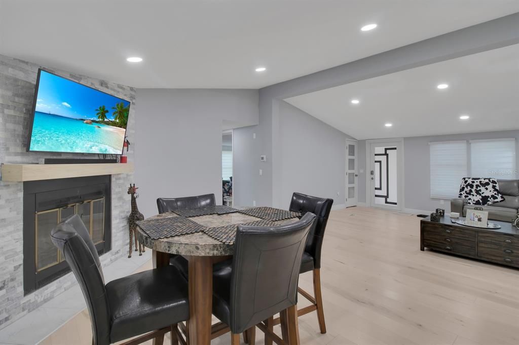 На продажу: $450,000 (3 спален, 2 ванн, 1680 Квадратных фут)