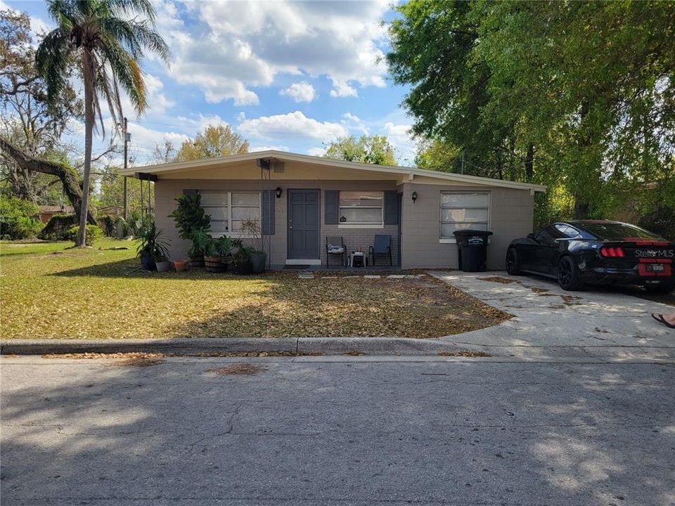Recently Sold: $249,900 (3 beds, 1 baths, 1449 Square Feet)