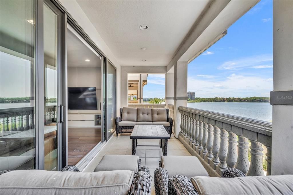 En Venta: $1,665,000 (5 camas, 4 baños, 4198 Pies cuadrados)