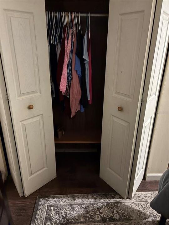 Active With Contract: $199,000 (3 beds, 1 baths, 732 Square Feet)