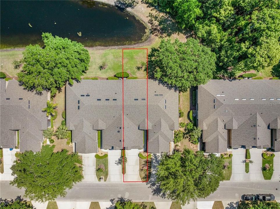 Active With Contract: $299,900 (2 beds, 2 baths, 1308 Square Feet)