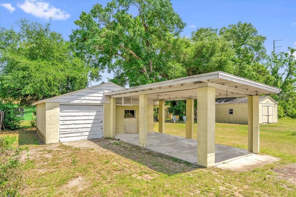 Active With Contract: $360,200 (3 beds, 2 baths, 1401 Square Feet)