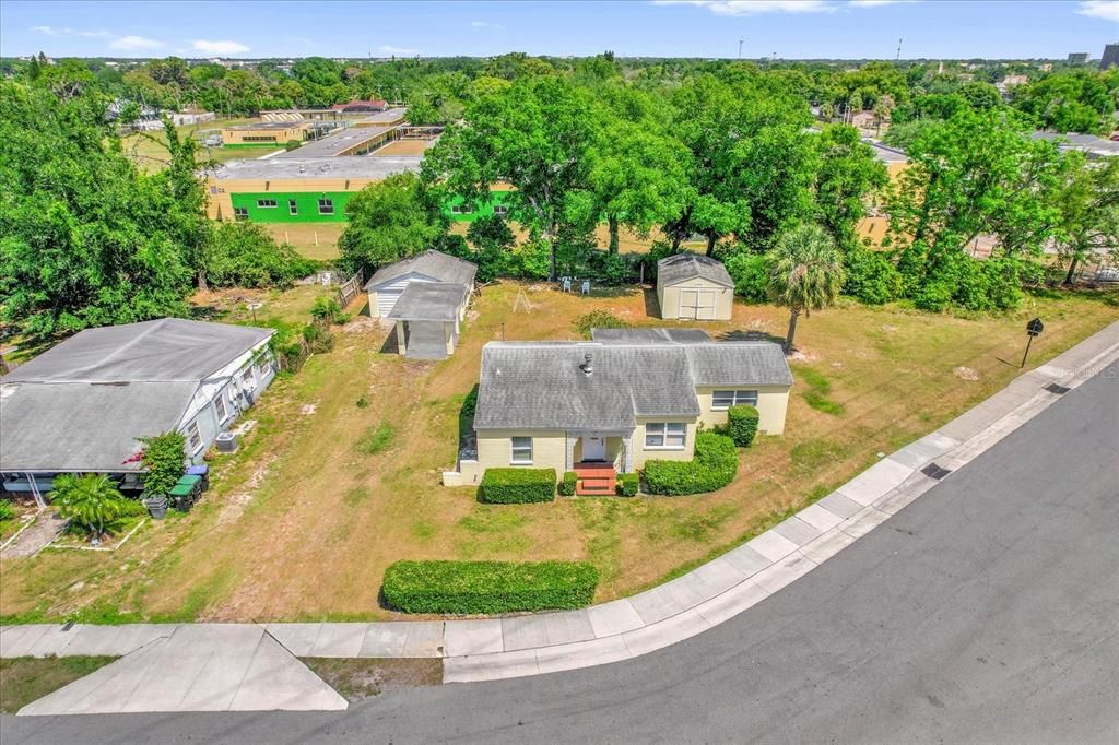Active With Contract: $360,200 (3 beds, 2 baths, 1401 Square Feet)