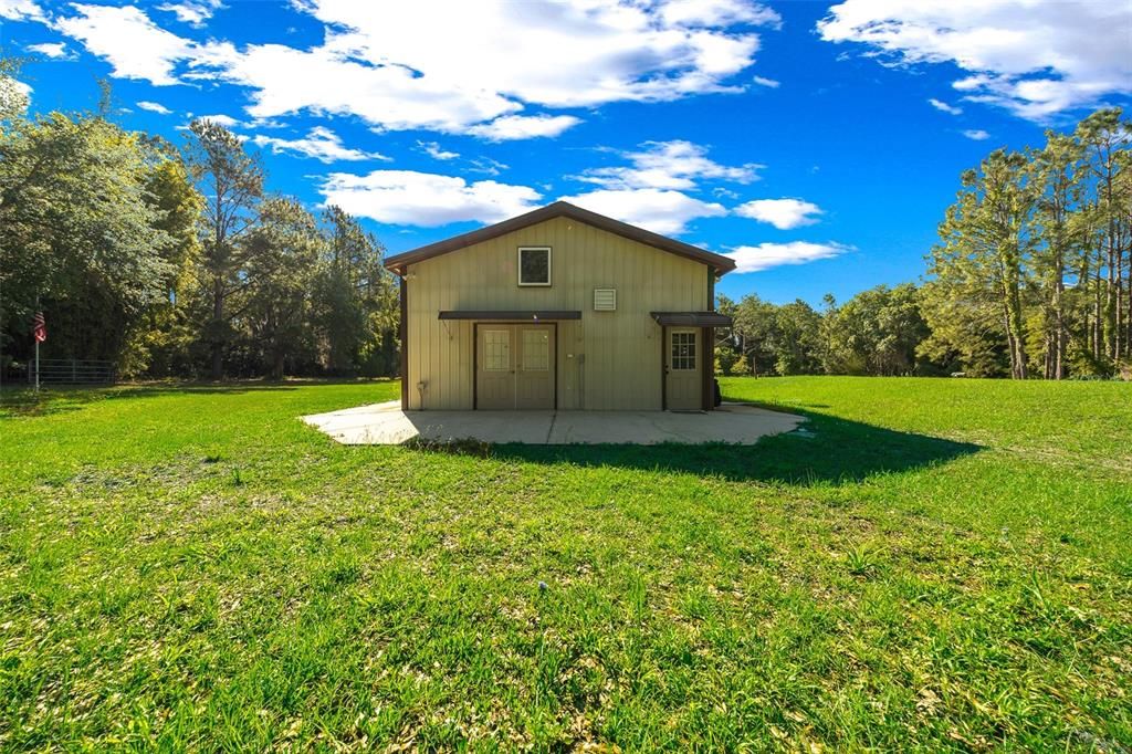 待售: $299,000 (2 贝兹, 1 浴室, 888 平方英尺)