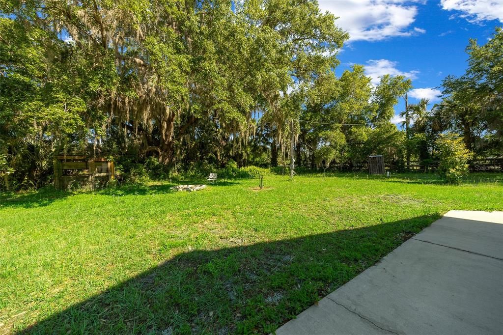 待售: $299,000 (2 贝兹, 1 浴室, 888 平方英尺)