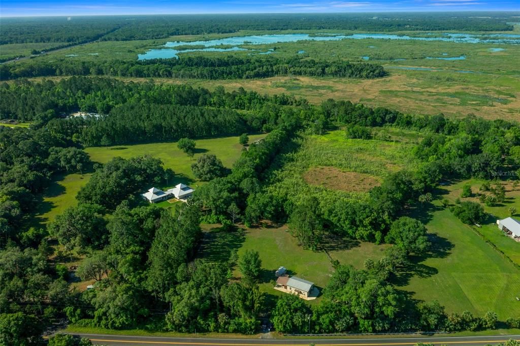 待售: $299,000 (2 贝兹, 1 浴室, 888 平方英尺)