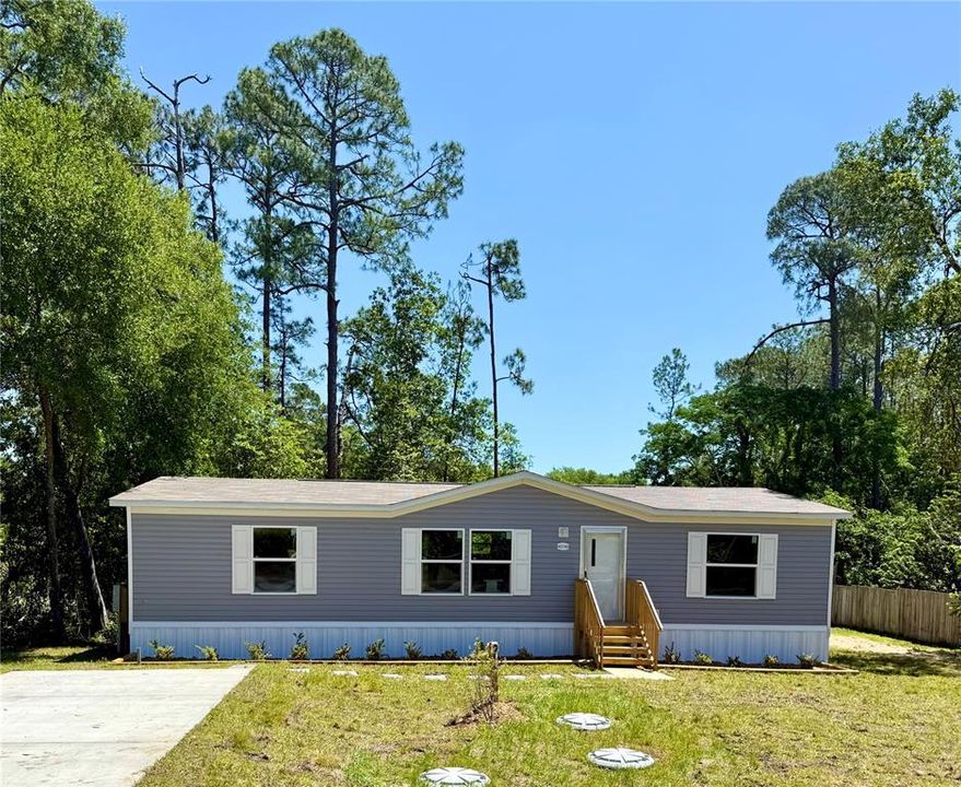 待售: $260,000 (3 贝兹, 2 浴室, 1264 平方英尺)