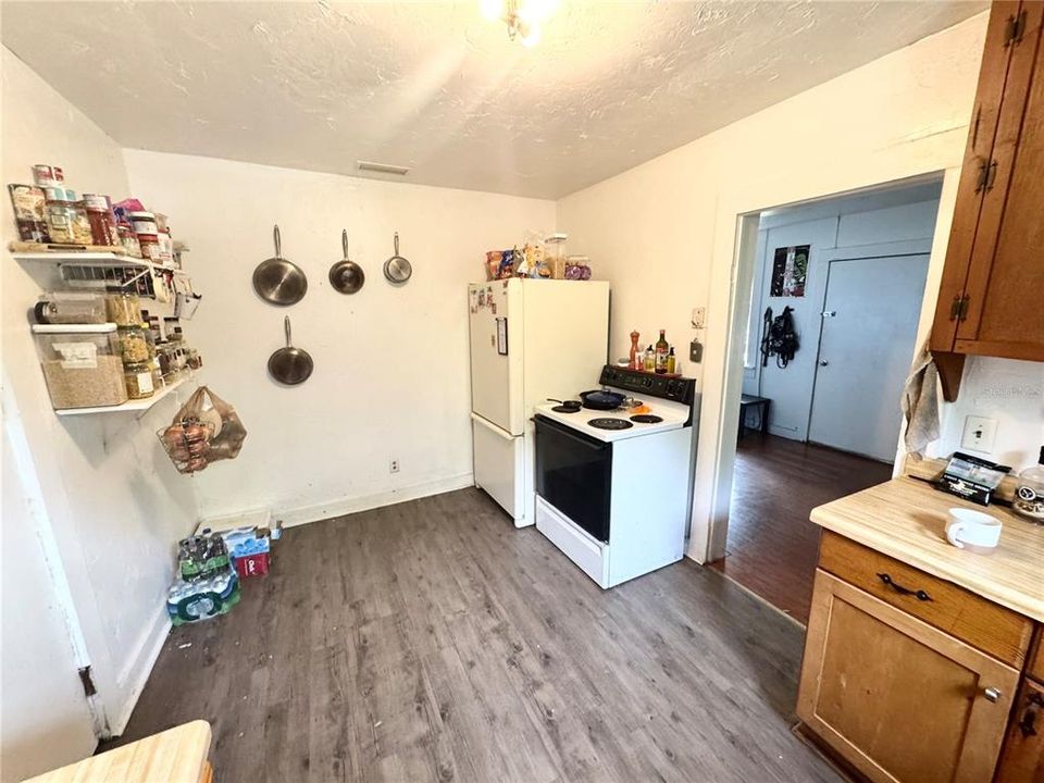 En Venta: $115,000 (2 camas, 1 baños, 800 Pies cuadrados)