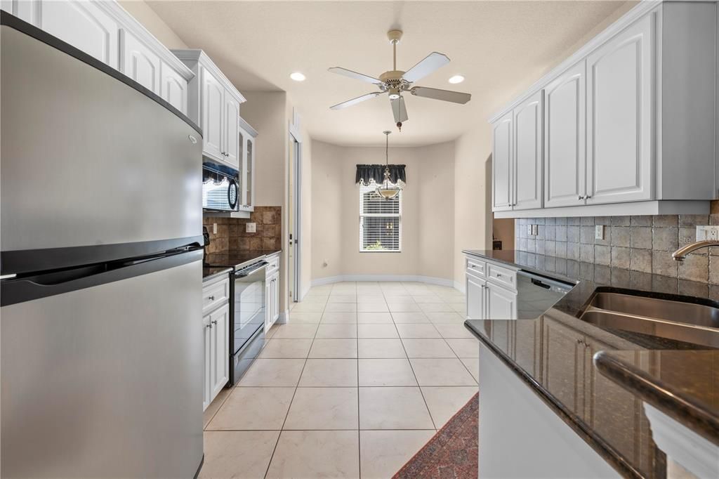 For Sale: $279,000 (3 beds, 2 baths, 2034 Square Feet)