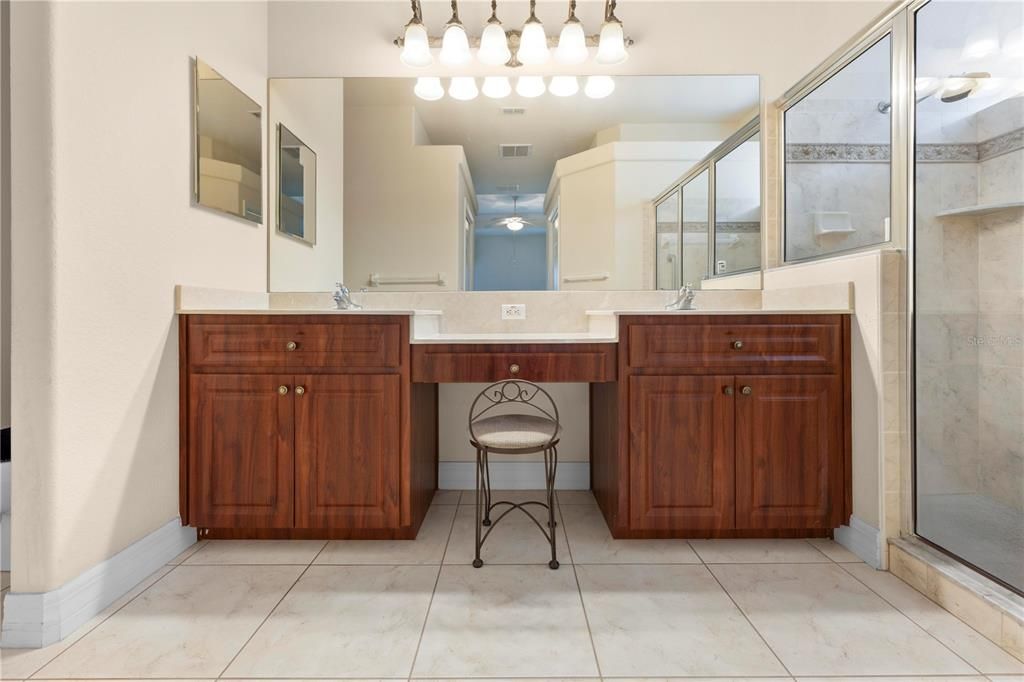 For Sale: $279,000 (3 beds, 2 baths, 2034 Square Feet)