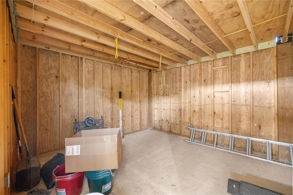 На продажу: $650,000 (10.00 acres)