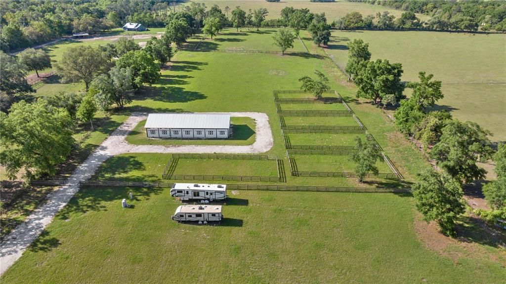 На продажу: $650,000 (10.00 acres)