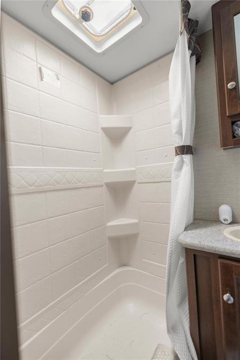 На продажу: $650,000 (10.00 acres)