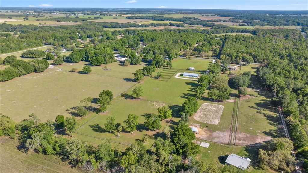 На продажу: $650,000 (10.00 acres)