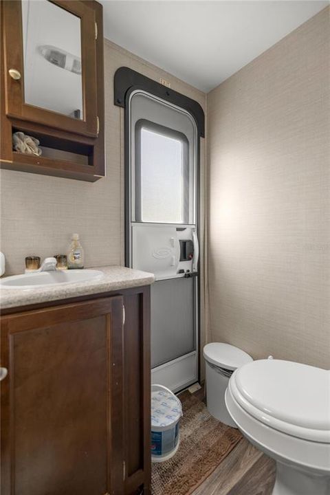 На продажу: $650,000 (10.00 acres)