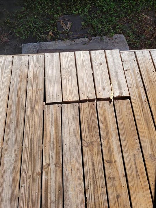 Active With Contract: $65,000 (2 beds, 1 baths, 576 Square Feet)