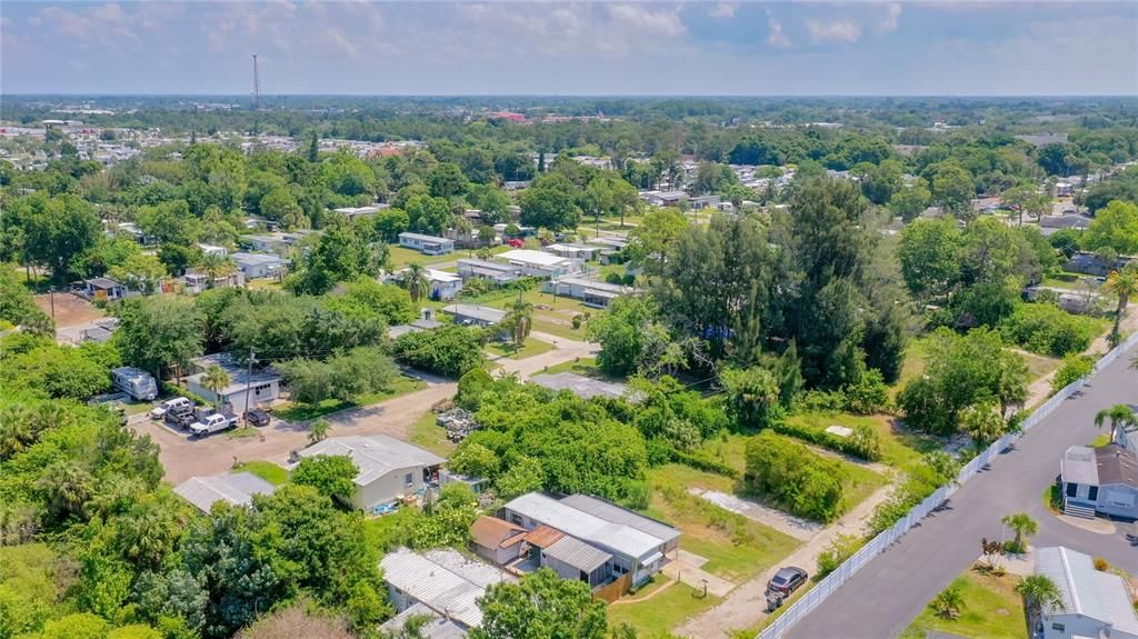 Active With Contract: $65,000 (2 beds, 1 baths, 576 Square Feet)