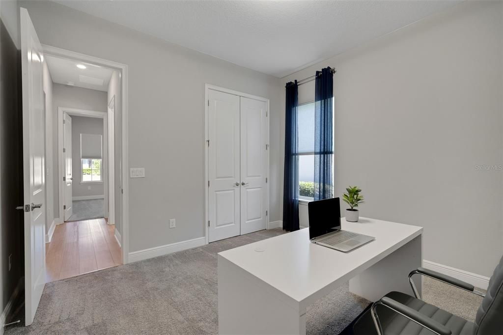 На продажу: $699,999 (4 спален, 3 ванн, 2376 Квадратных фут)