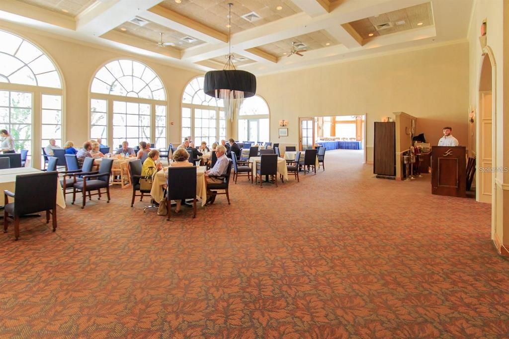 На продажу: $699,999 (4 спален, 3 ванн, 2376 Квадратных фут)