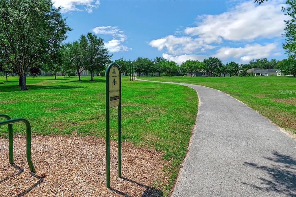 На продажу: $699,999 (4 спален, 3 ванн, 2376 Квадратных фут)