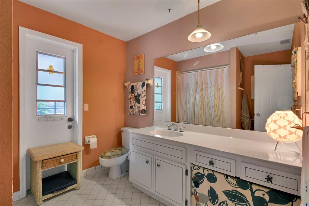 En Venta: $825,000 (4 camas, 3 baños, 3496 Pies cuadrados)