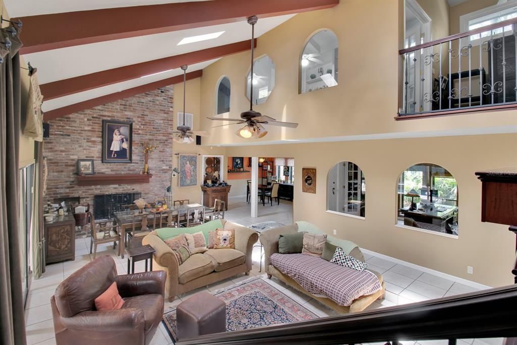 En Venta: $825,000 (4 camas, 3 baños, 3496 Pies cuadrados)