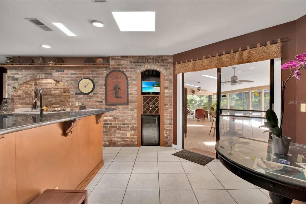 En Venta: $825,000 (4 camas, 3 baños, 3496 Pies cuadrados)