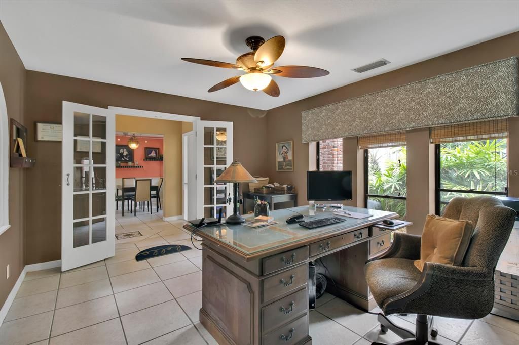 En Venta: $825,000 (4 camas, 3 baños, 3496 Pies cuadrados)