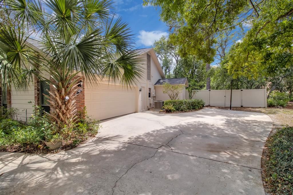 En Venta: $825,000 (4 camas, 3 baños, 3496 Pies cuadrados)