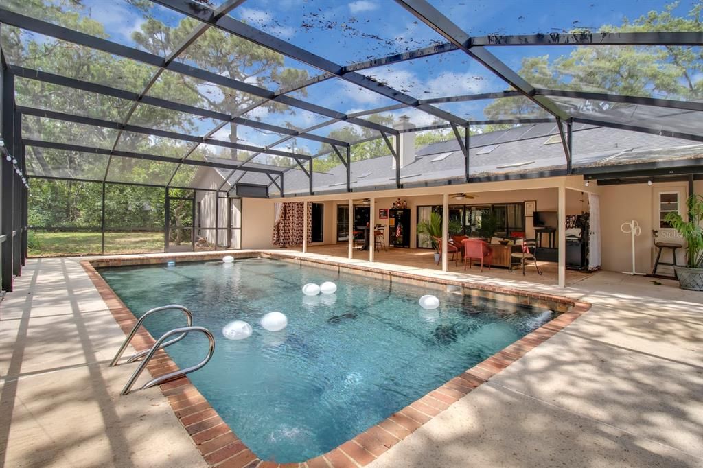 En Venta: $825,000 (4 camas, 3 baños, 3496 Pies cuadrados)